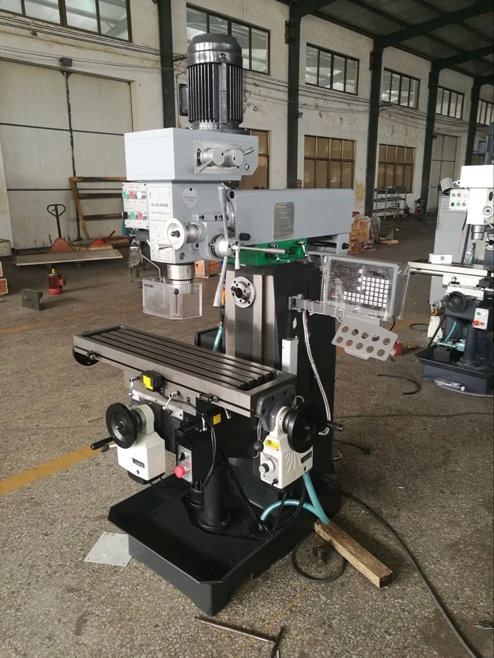 High Precision Factory Sale 50mm Horizontal Vertical Universal Milling Machine Sp2241 Fresadora Universal 7550 Optimum Milling Drilling Machine Zx7550 Zx6350 CE